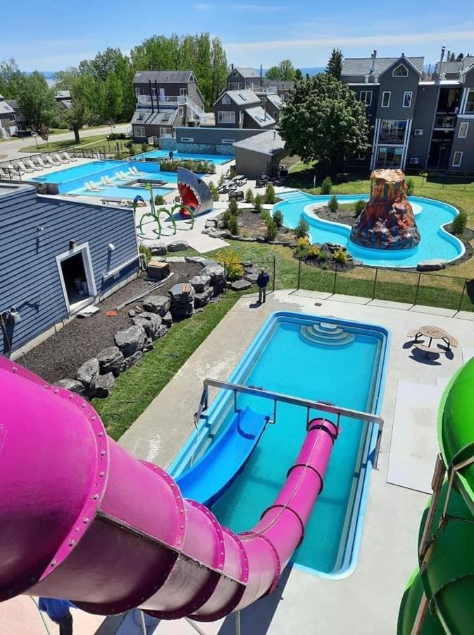 Condo Avec Parc Aquatique ! 보프레 외부 사진